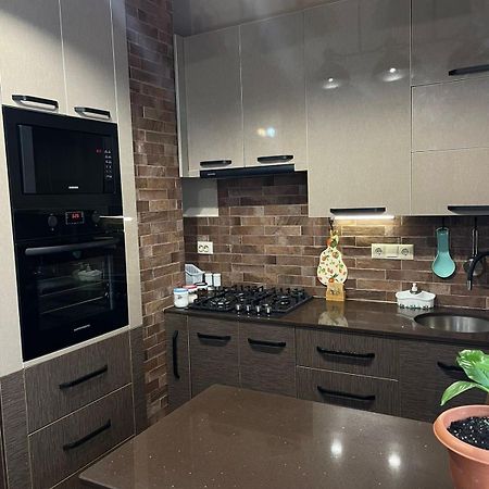 באטומי Apartment Anzi מראה חיצוני תמונה