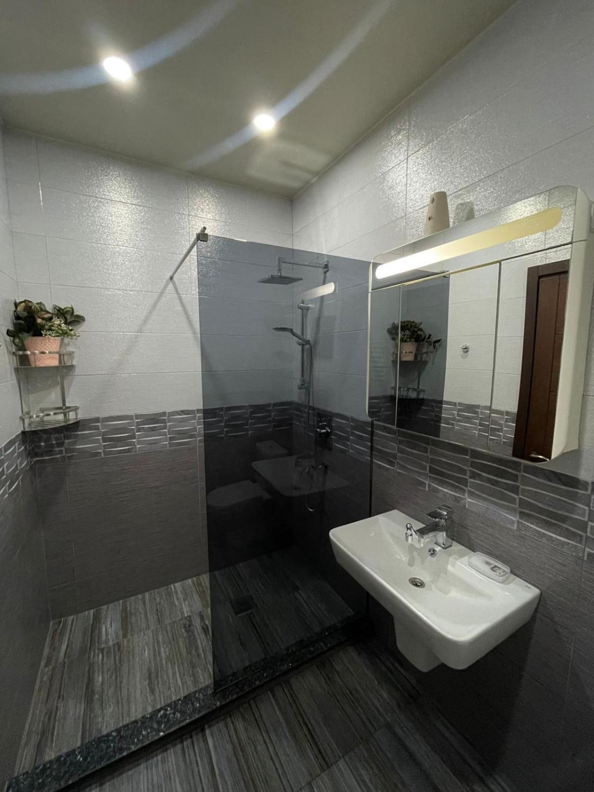 באטומי Apartment Anzi מראה חיצוני תמונה